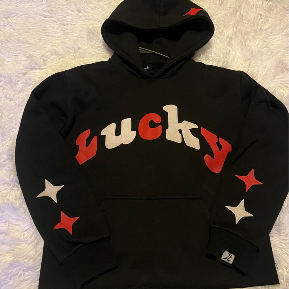 FL Hoodie insta brand hoodie 
Lucky , 777 hoodie 
Size small
